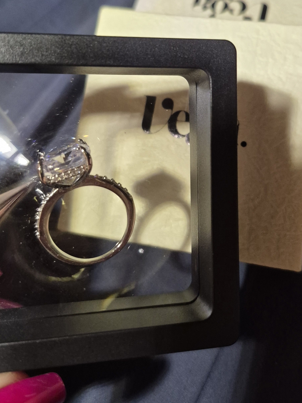 Silver-Tone Clear Stone Women's Cocktail Ring — Classic Sparkle